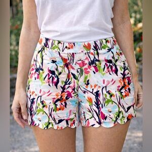 Crown & Ivy Floral Scallop Hem Shorts Size 16 Pink Spring Summer